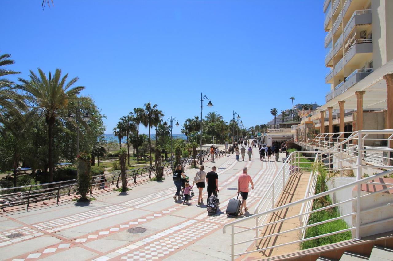 Tamarindos 30M De La Plage Apartment Benalmadena Exterior photo